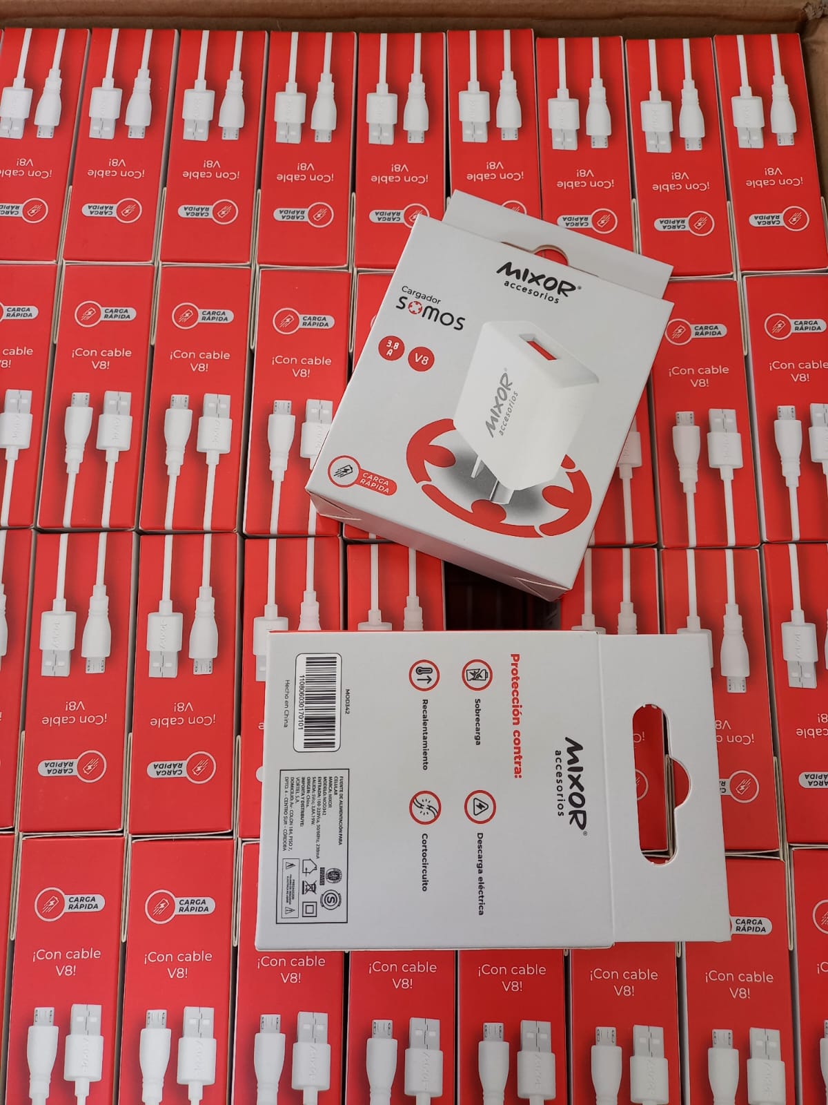 Cargador mixor somos 3.8a v8