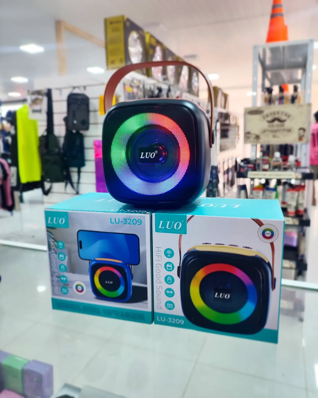 Parlante Luo 3209
